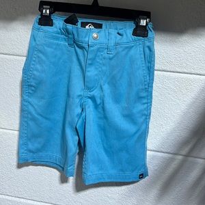 Quicksilver boys size 6 blue shorts